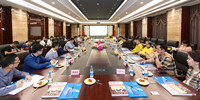 印尼西加里曼丹省黃漢山副省長一行蒞臨寶鷹集團  圍繞西加城市建設開發(fā)事宜交流合作意見